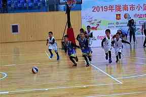 2025NBA杯决赛的反超过程，暂停应怎样配合轮换？